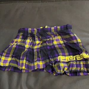 Girls Young Versace pleated skirt, long sleeve shirt and stalkings